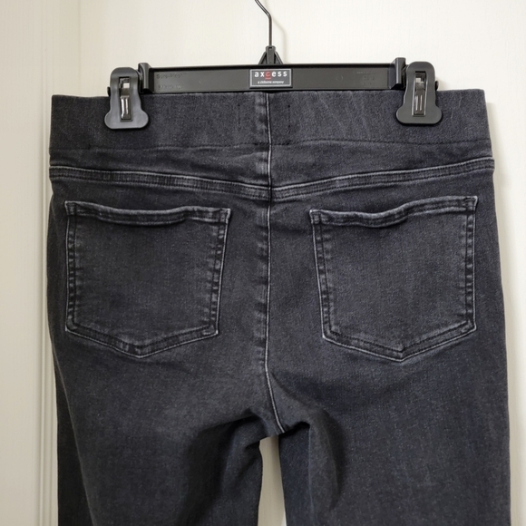 NYDJ Size M Washed Black Denim Pull On Pants - Picture 12 of 12
